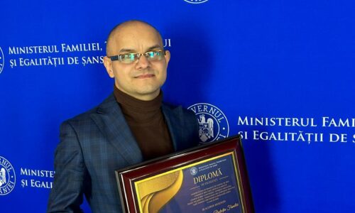 Mihai Căldăraru,  premiat de Ministrul Familiei Natalia Intotero,  la Gala Națională a Binelui!