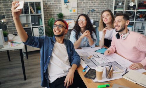 Explorarea celor mai inspiraționale exemple de succes în domeniul educației