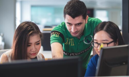 Tehnologii pentru succesul educației online